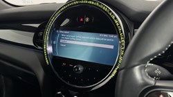 2023 (23) MINI HATCHBACK 1.5 Cooper Sport Premium 5dr Auto 5495943