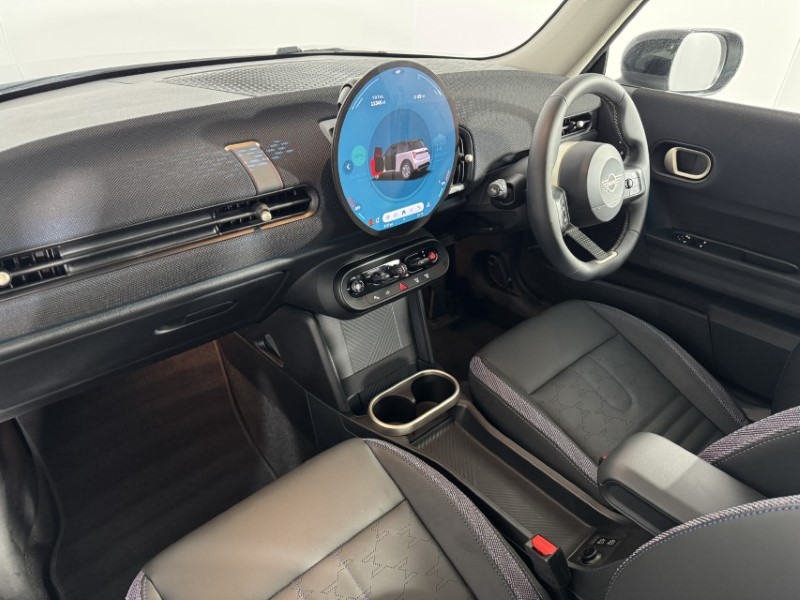 2025 (75) MINI COOPER 1.5 C Classic 3dr Auto 5479252