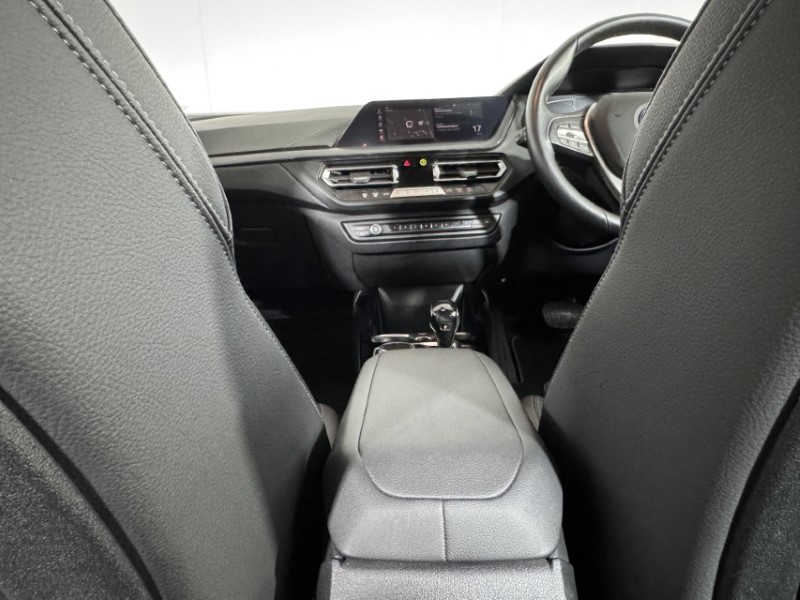 2021 (70) BMW 1 SERIES 118i Sport 5dr Step Auto 5521278