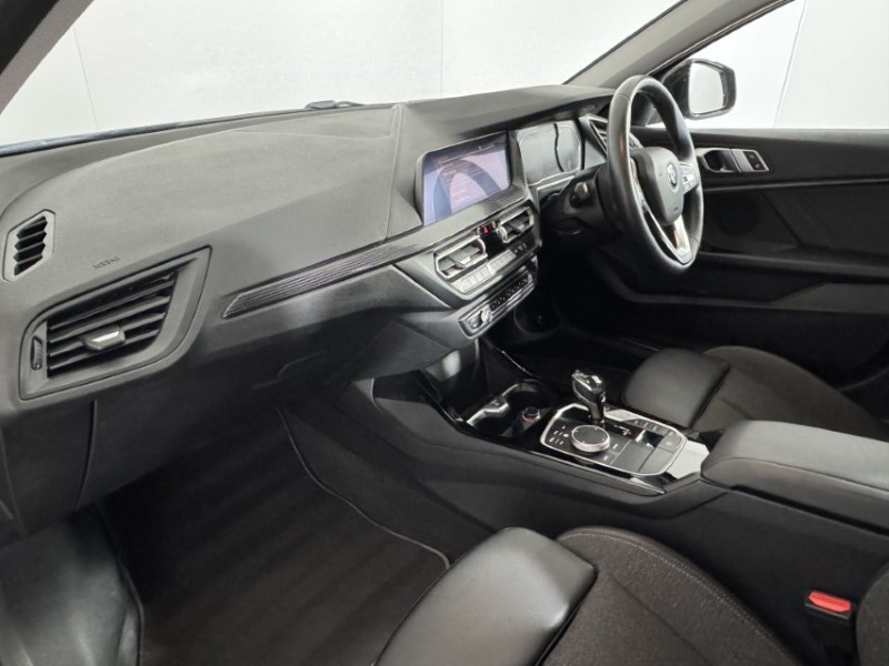 2021 (70) BMW 1 SERIES 118i Sport 5dr Step Auto 5521282