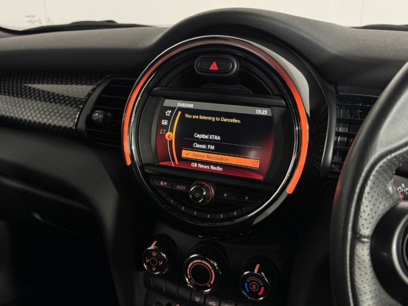2020 (20) MINI HATCHBACK 2.0 Cooper S Sport II 3dr 5491790