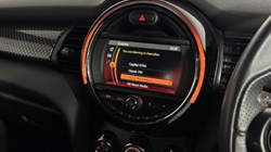 2020 (20) MINI HATCHBACK 2.0 Cooper S Sport II 3dr 5491790
