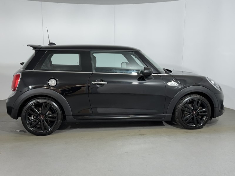 2020 (20) MINI HATCHBACK 2.0 Cooper S Sport II 3dr 5491816