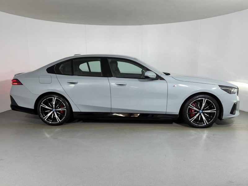 2024 (24) BMW I5 250kW eDrive40 M Sport Pro 84kWh 4dr Auto 5523291