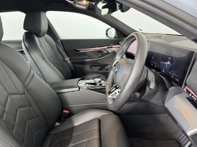 2024 (24) BMW I5 250kW eDrive40 M Sport Pro 84kWh 4dr Auto 5523264