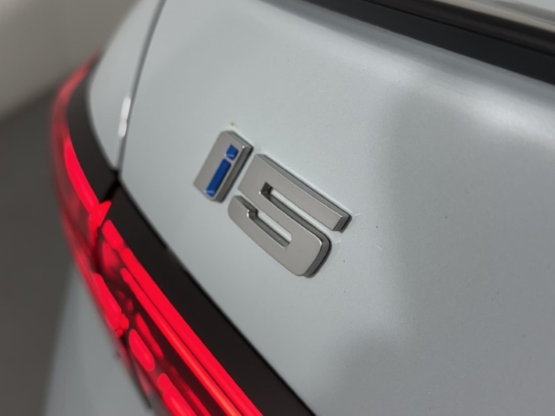 2024 (24) BMW I5 250kW eDrive40 M Sport Pro 84kWh 4dr Auto 5523279