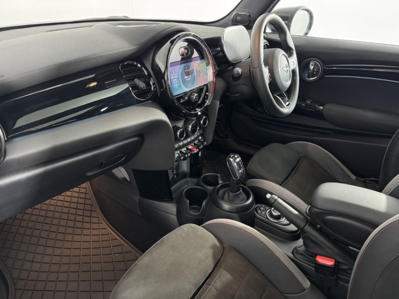 2023 (23) MINI HATCHBACK 2.0 Cooper S Sport Premium 3dr Auto 5500681