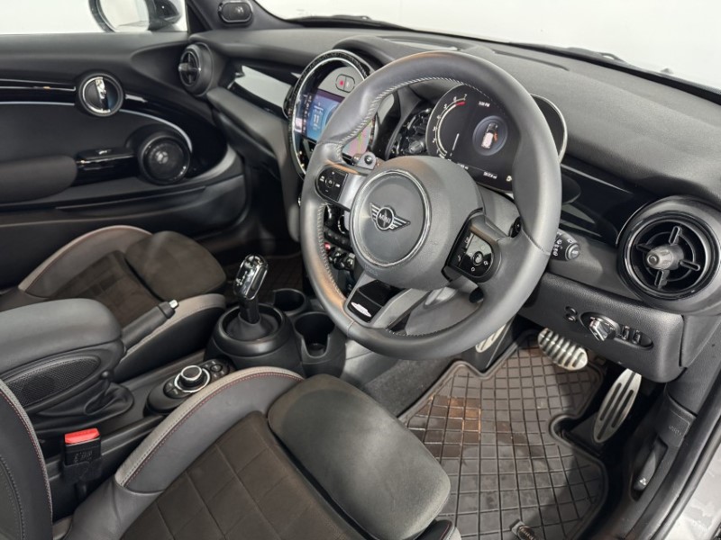 2023 (23) MINI HATCHBACK 2.0 Cooper S Sport Premium 3dr Auto 5500669