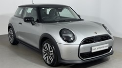 2025 (75) MINI COOPER 1.5 C Classic 3dr Auto 5501429