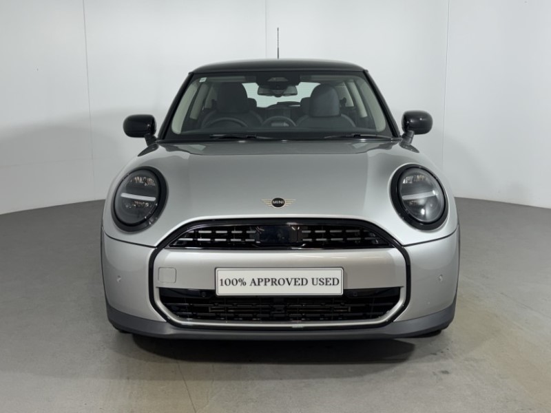 2025 (75) MINI COOPER 1.5 C Classic 3dr Auto 5501428