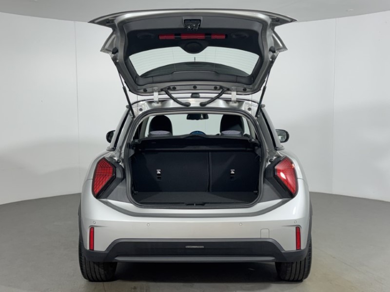 2025 (75) MINI COOPER 1.5 C Classic 3dr Auto 5501421