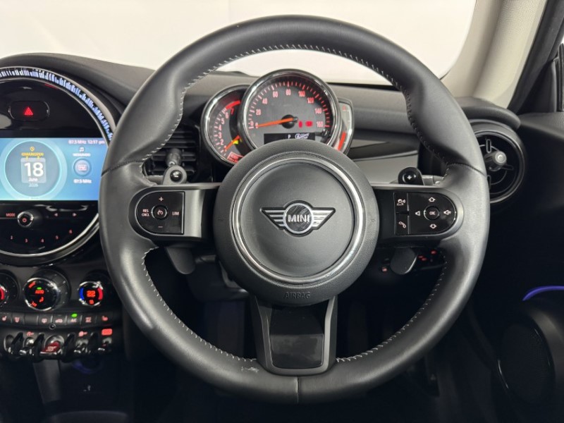 2022 (72) MINI HATCHBACK 2.0 Cooper S Classic 3dr Auto 5523510
