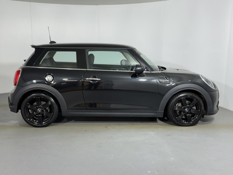 2022 (72) MINI HATCHBACK 2.0 Cooper S Classic 3dr Auto 5523549