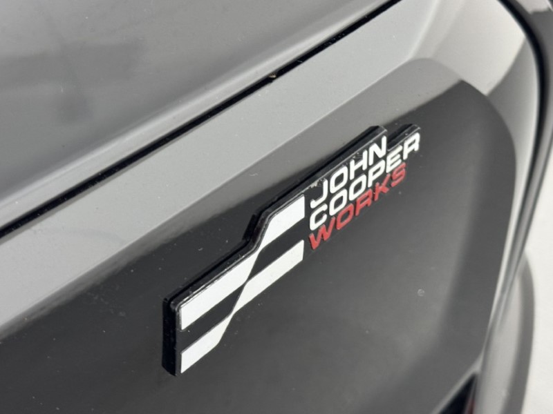 2024 (74) MINI COOPER 160kW SE Sport 54kWh 3dr Auto 5537073