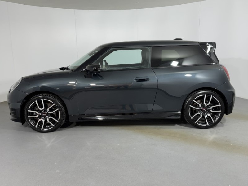 2024 (74) MINI COOPER 160kW SE Sport 54kWh 3dr Auto 5537096