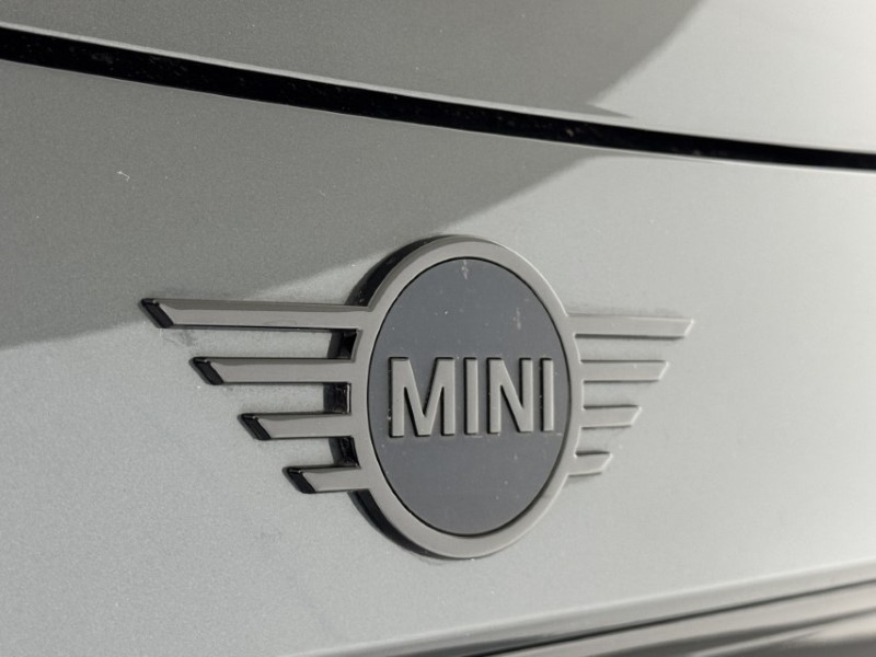2024 (74) MINI COOPER 160kW SE Sport 54kWh 3dr Auto 5537071