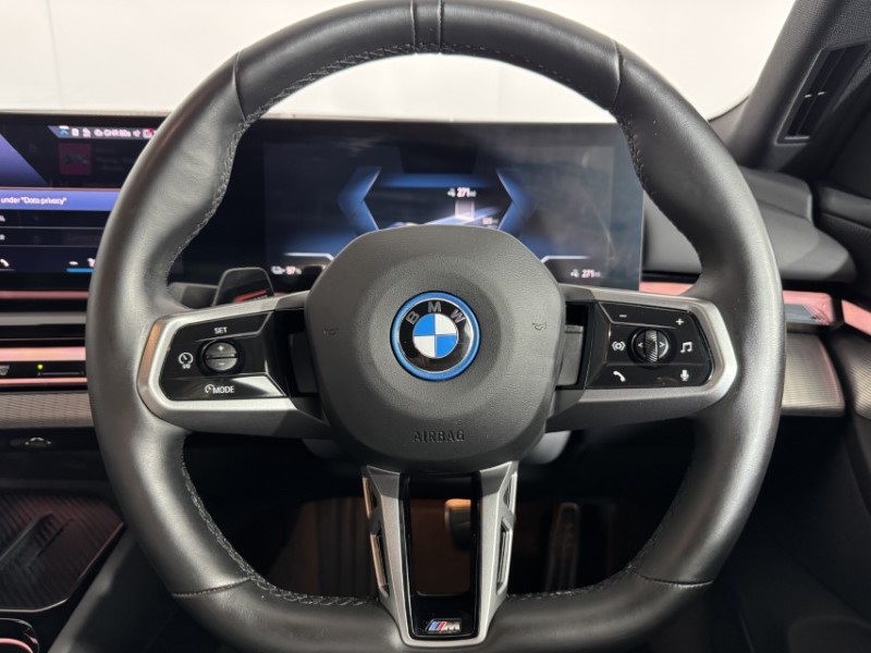 2024 (24) BMW I5 250kW eDrive40 M Sport Pro 84kWh 4dr Auto 5530574