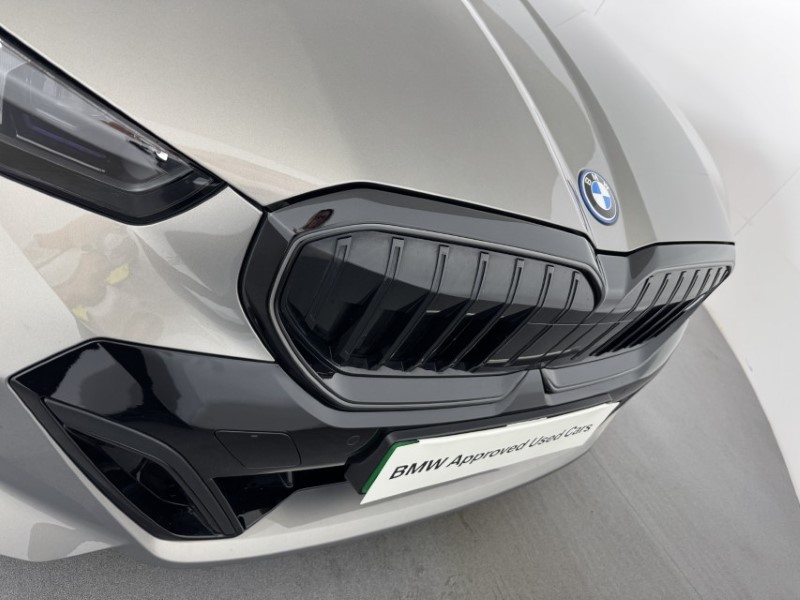 2024 (24) BMW I5 250kW eDrive40 M Sport Pro 84kWh 4dr Auto 5530606