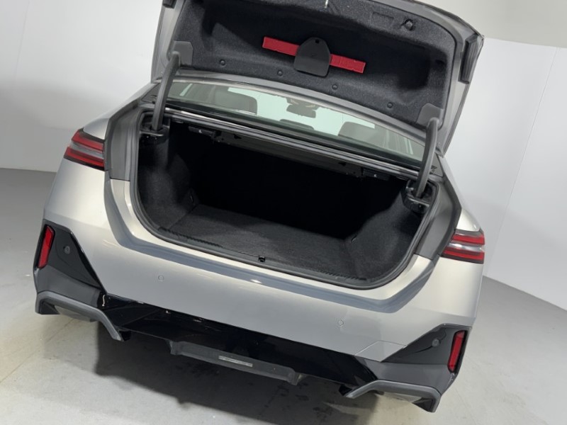 2024 (24) BMW I5 250kW eDrive40 M Sport Pro 84kWh 4dr Auto 5530614