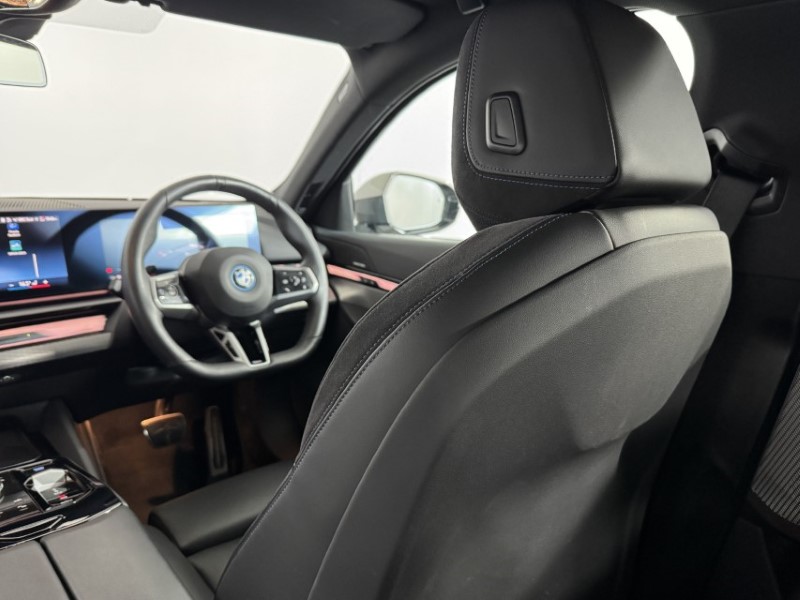 2024 (24) BMW I5 250kW eDrive40 M Sport 84kWh 4dr Auto 5527728