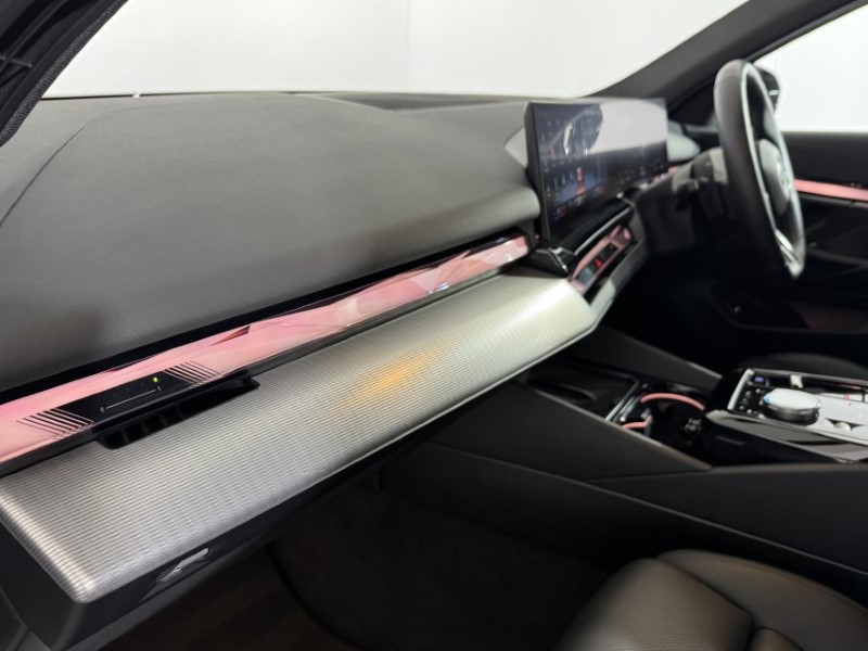 2024 (24) BMW I5 250kW eDrive40 M Sport 84kWh 4dr Auto 5527734