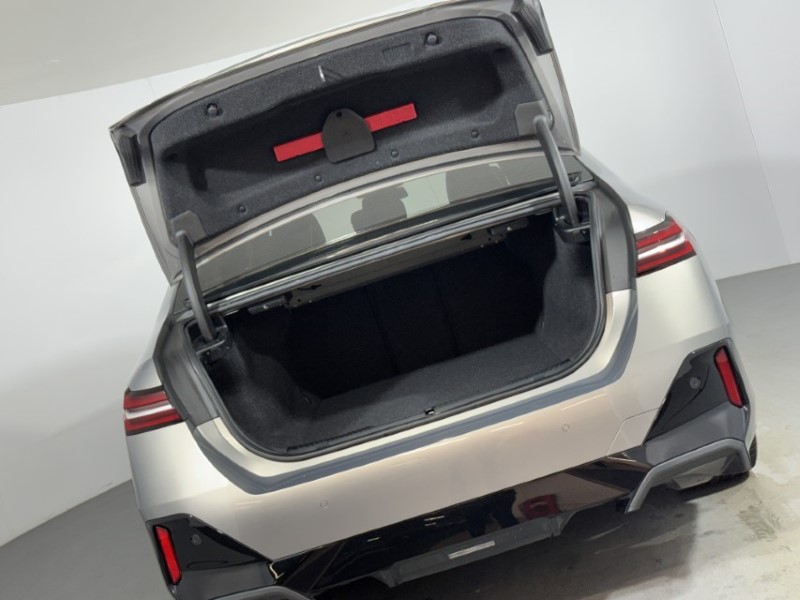 2024 (24) BMW I5 250kW eDrive40 M Sport 84kWh 4dr Auto 5527721
