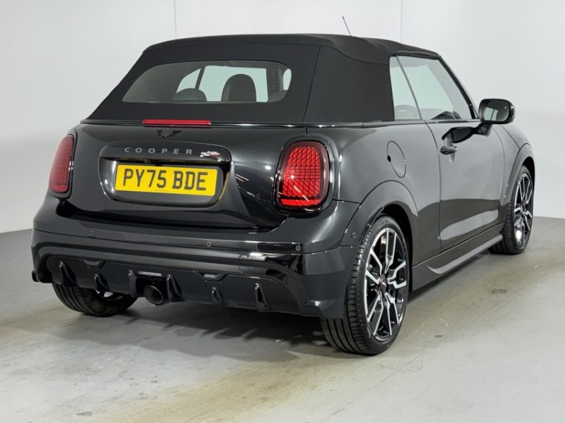 2025 (75) MINI COOPER 2.0 John Cooper Works 2dr Auto 5556124