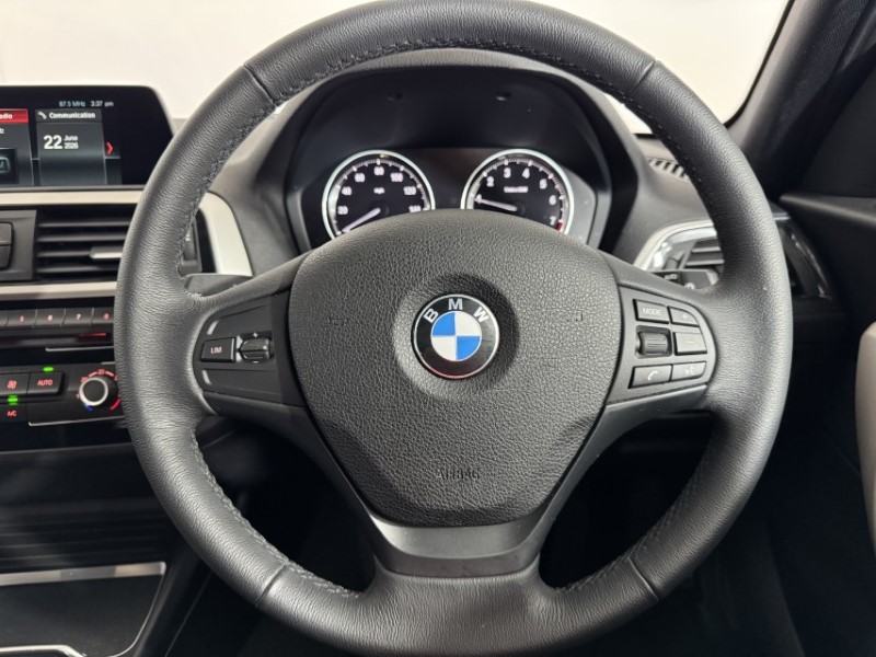 2018 (18) BMW 1 SERIES 118i [1.5] SE 5dr [Nav] Step Auto 5537939