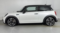 2023 (23) MINI HATCHBACK 2.0 Cooper S Sport Premium 3dr Auto 5546007