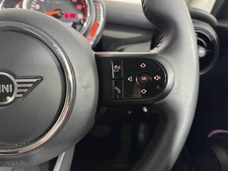 2022 (72) MINI HATCHBACK 1.5 Cooper Classic 3dr Auto 5544932