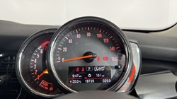 2022 (72) MINI HATCHBACK 1.5 Cooper Classic 3dr Auto 5544930