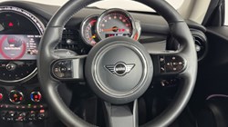 2022 (72) MINI HATCHBACK 1.5 Cooper Classic 3dr Auto 5544929