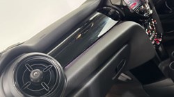 2022 (72) MINI HATCHBACK 1.5 Cooper Classic 3dr Auto 5544963