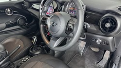 2022 (72) MINI HATCHBACK 1.5 Cooper Classic 3dr Auto 5544950