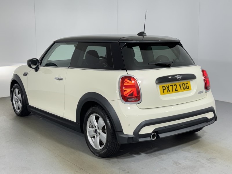 2022 (72) MINI HATCHBACK 1.5 Cooper Classic 3dr Auto 5544964