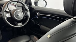 2021 (21) MINI HATCHBACK 2.0 Cooper S Exclusive 3dr Auto 5541362