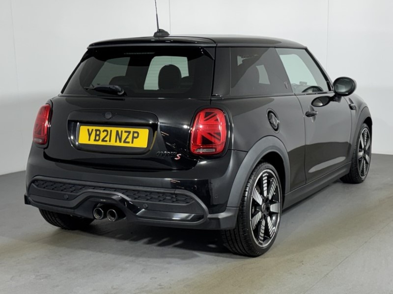 2021 (21) MINI HATCHBACK 2.0 Cooper S Exclusive 3dr Auto 5541376