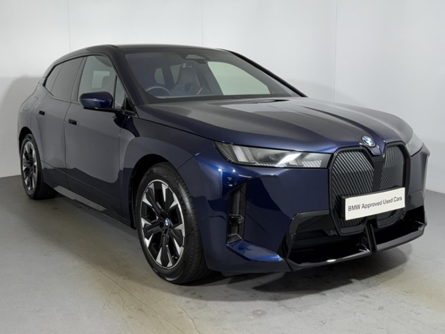 2025 (75) BMW iX 300kW xDrive45 M Sport 101kWh 5dr Auto