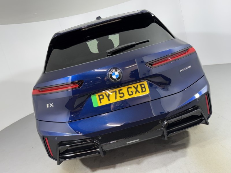 2025 (75) BMW iX 300kW xDrive45 M Sport 101kWh 5dr Auto 5594370