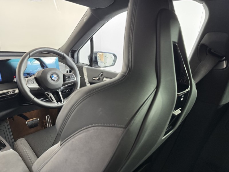 2025 (75) BMW iX 300kW xDrive45 M Sport 101kWh 5dr Auto 5594378