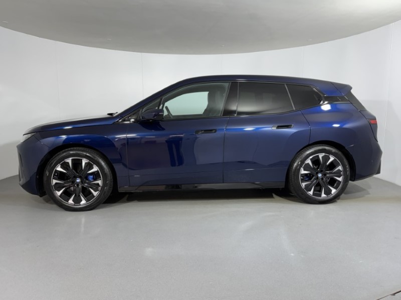 2025 (75) BMW iX 300kW xDrive45 M Sport 101kWh 5dr Auto 5594399