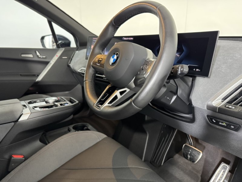2025 (75) BMW iX 300kW xDrive45 M Sport 101kWh 5dr Auto 5594354