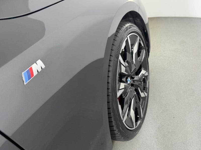 2025 (75) BMW I5 250kW eDrive40 M Sport Pro 84kWh 4dr Auto 5584040