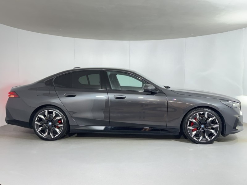 2025 (75) BMW I5 250kW eDrive40 M Sport Pro 84kWh 4dr Auto 5584060