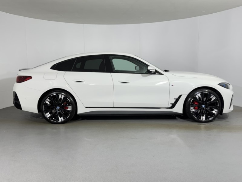 2025 (75) BMW I4 250kW eDrive40 M Sport 83.9kWh 5dr Auto [Tech] 5584331