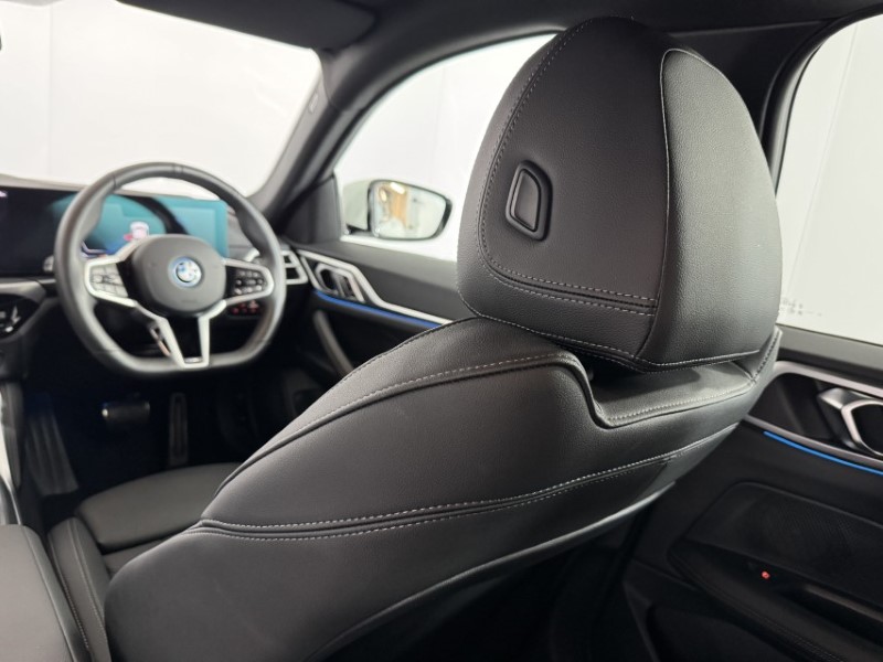 2025 (75) BMW I4 250kW eDrive40 M Sport 83.9kWh 5dr Auto [Tech] 5584313