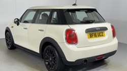 2016 (16) MINI HATCHBACK 1.2 One 5dr 5582493
