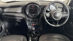 2016 (16) MINI HATCHBACK 1.2 One 5dr 5582489