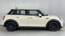 2016 (16) MINI HATCHBACK 1.2 One 5dr 5582497