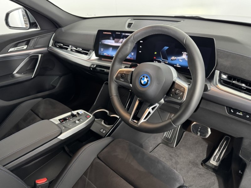 2025 (75) BMW iX2 150kW eDrive20 Shadow Edition 65kWh 5dr Auto 5585914